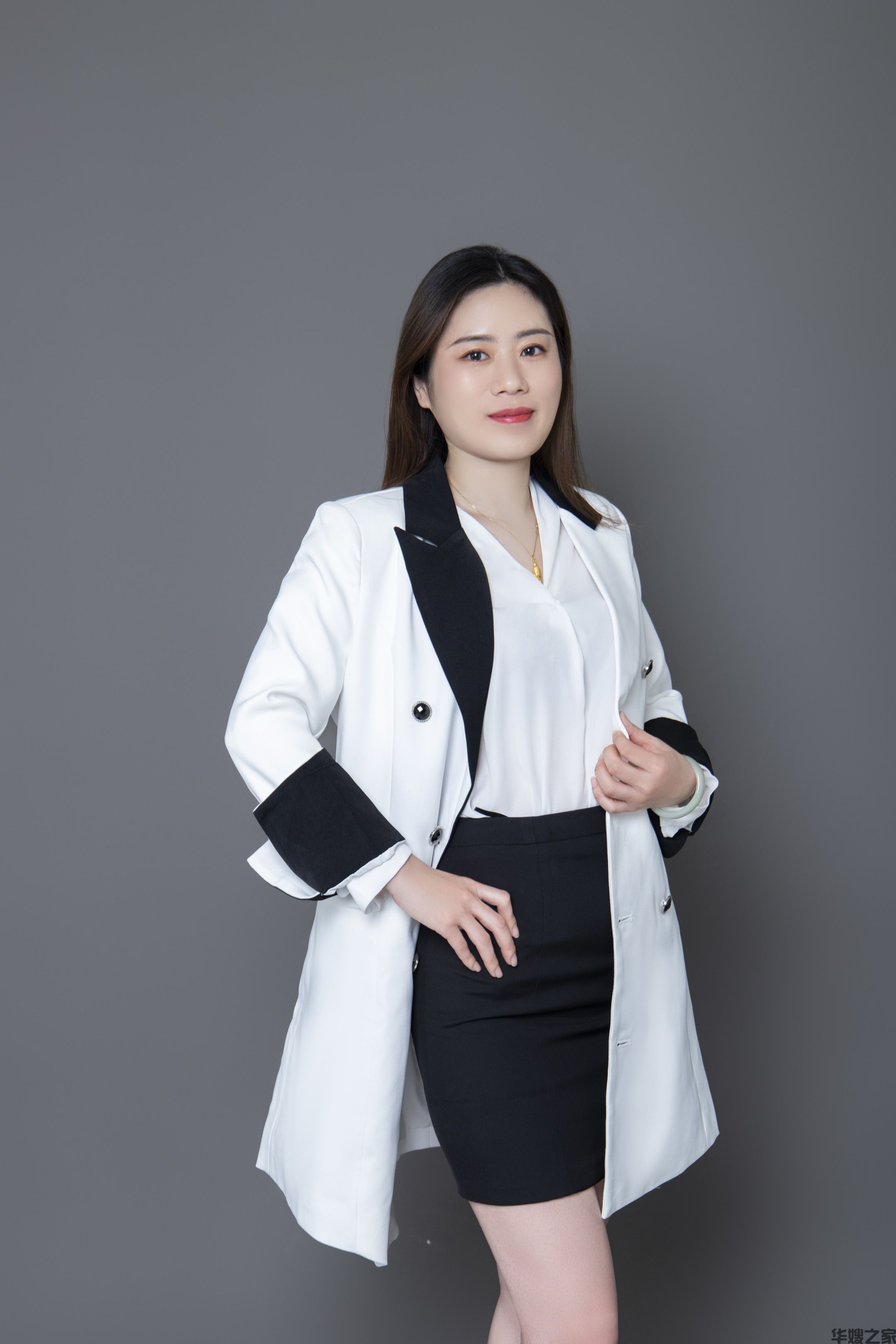 庞锦媚老师介绍